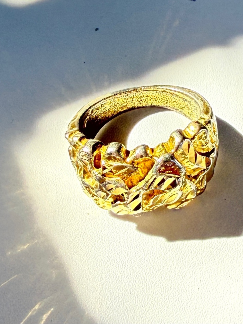 Vintage Mens Gold Tone Nugget Ring Size 8 1/2 Silver Tone Band 3oz Hip Hop Brass